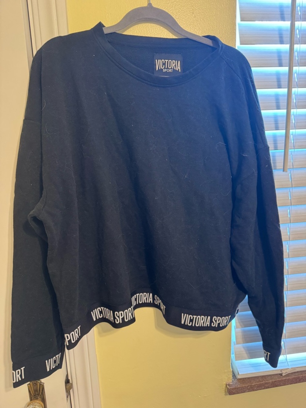 Victoria Secret Sport Women's Black Crewneck Sweatshirt
